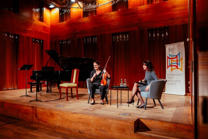 Rozhovory u klavíru 2