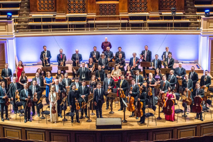 Podpořme společně muzikanty na volné noze Podpořme společně muzikanty na volné noze